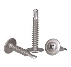 Stainless Steel 316L Screw Manufacturer in Europe